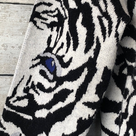 Joseph Ribkoff Tiger Print Cardigan - Picture 5 of 7
